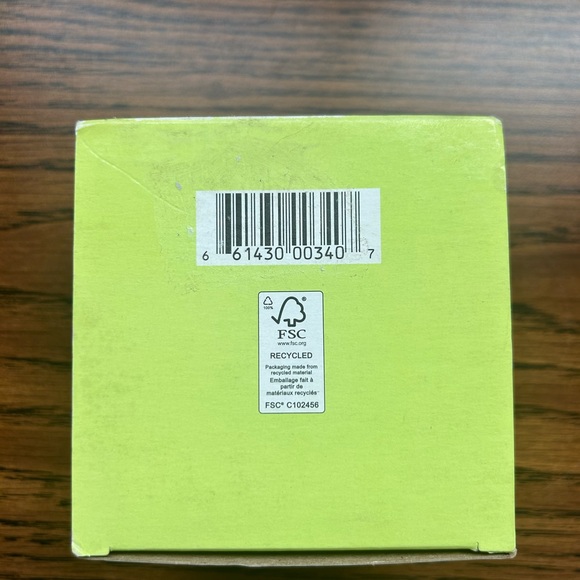 New, Skinfix Resurface+ AHA/BHA Renewing Body Cream 296 mL / 10 oz. - Picture 9 of 10